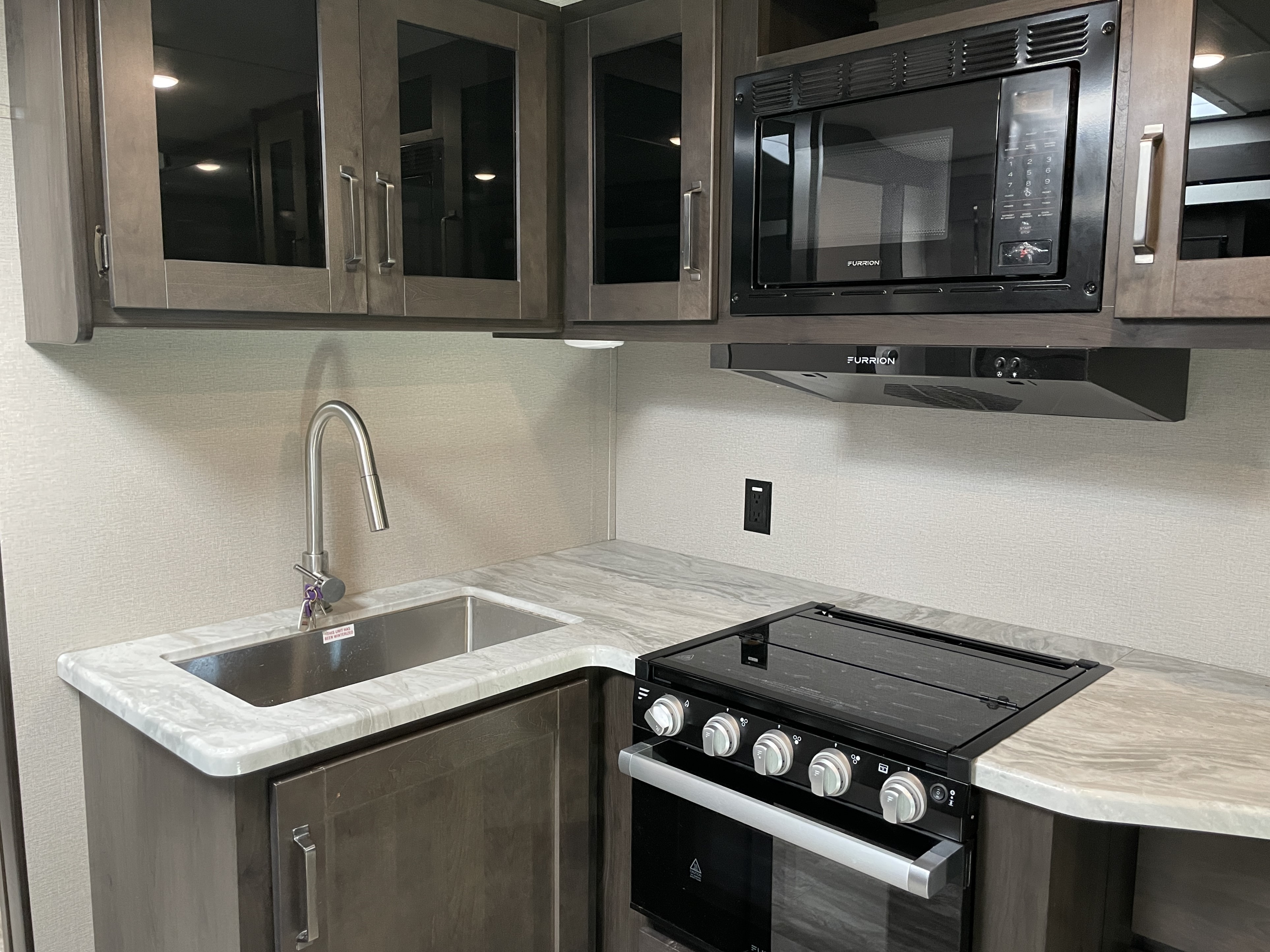 2021 Grand Design Transcend Xplor 245RL, $ 15,990