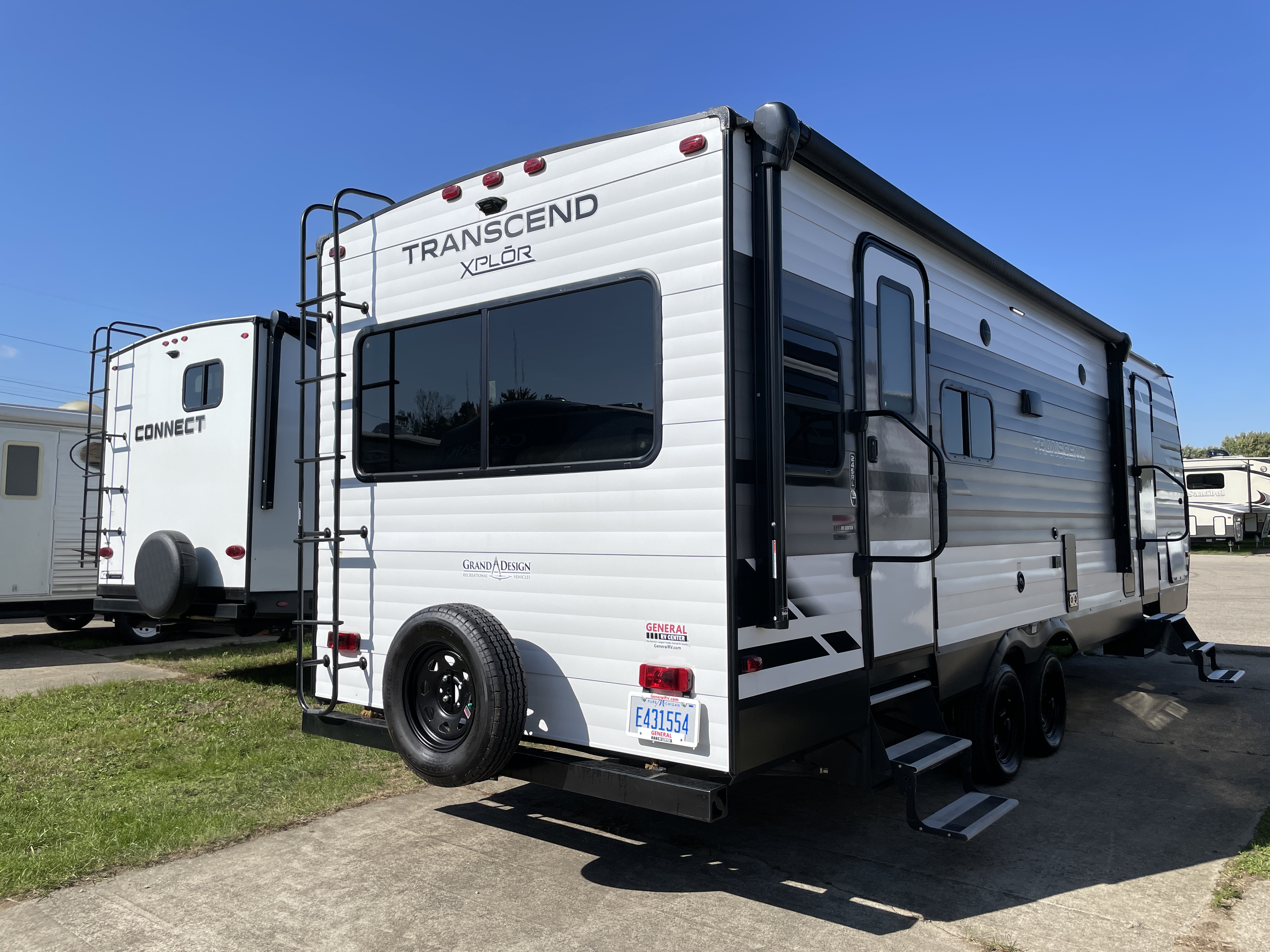 2021 Grand Design Transcend Xplor 245RL, $ 15,990