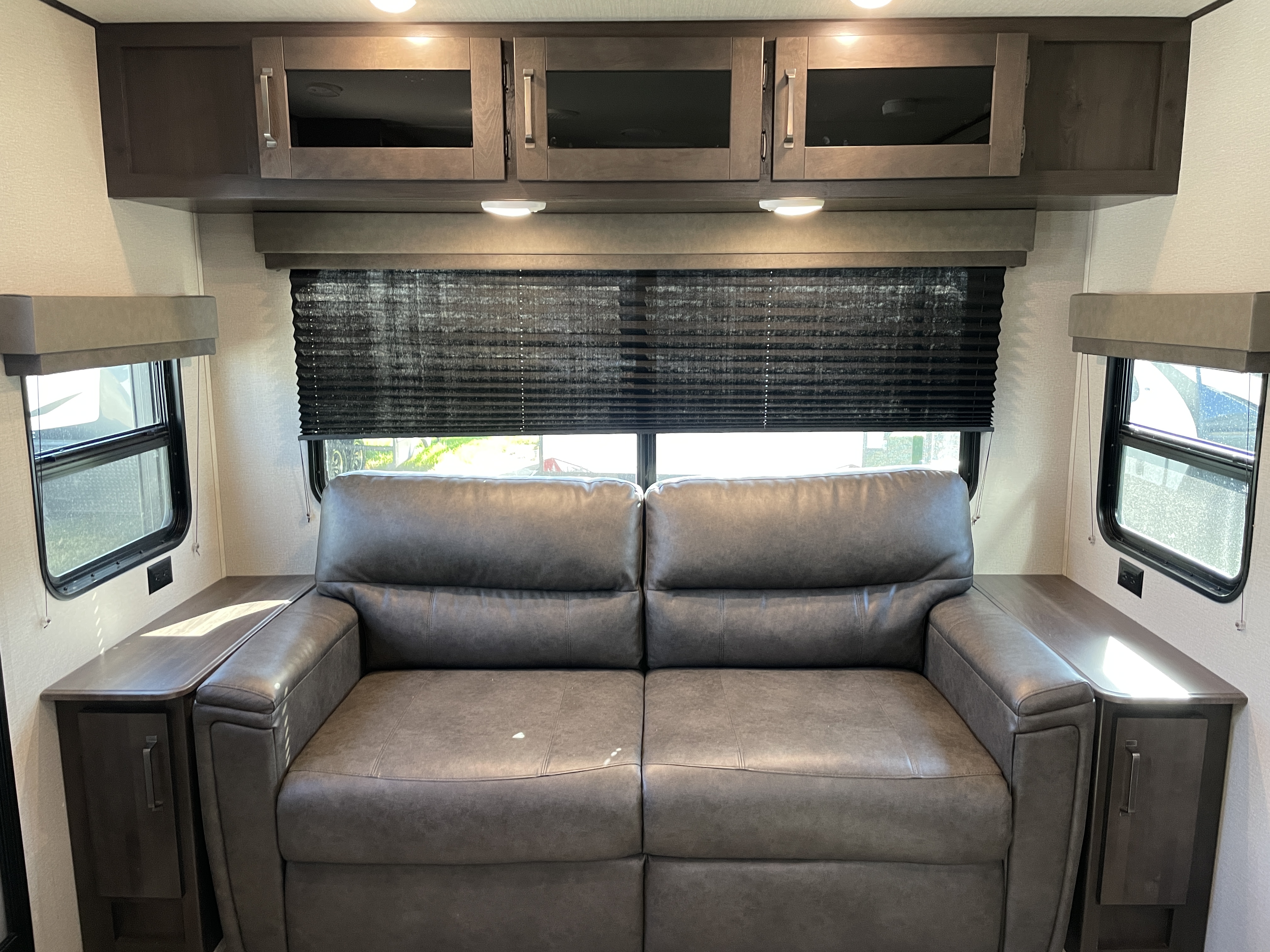 2021 Grand Design Transcend Xplor 245RL, $ 15,990