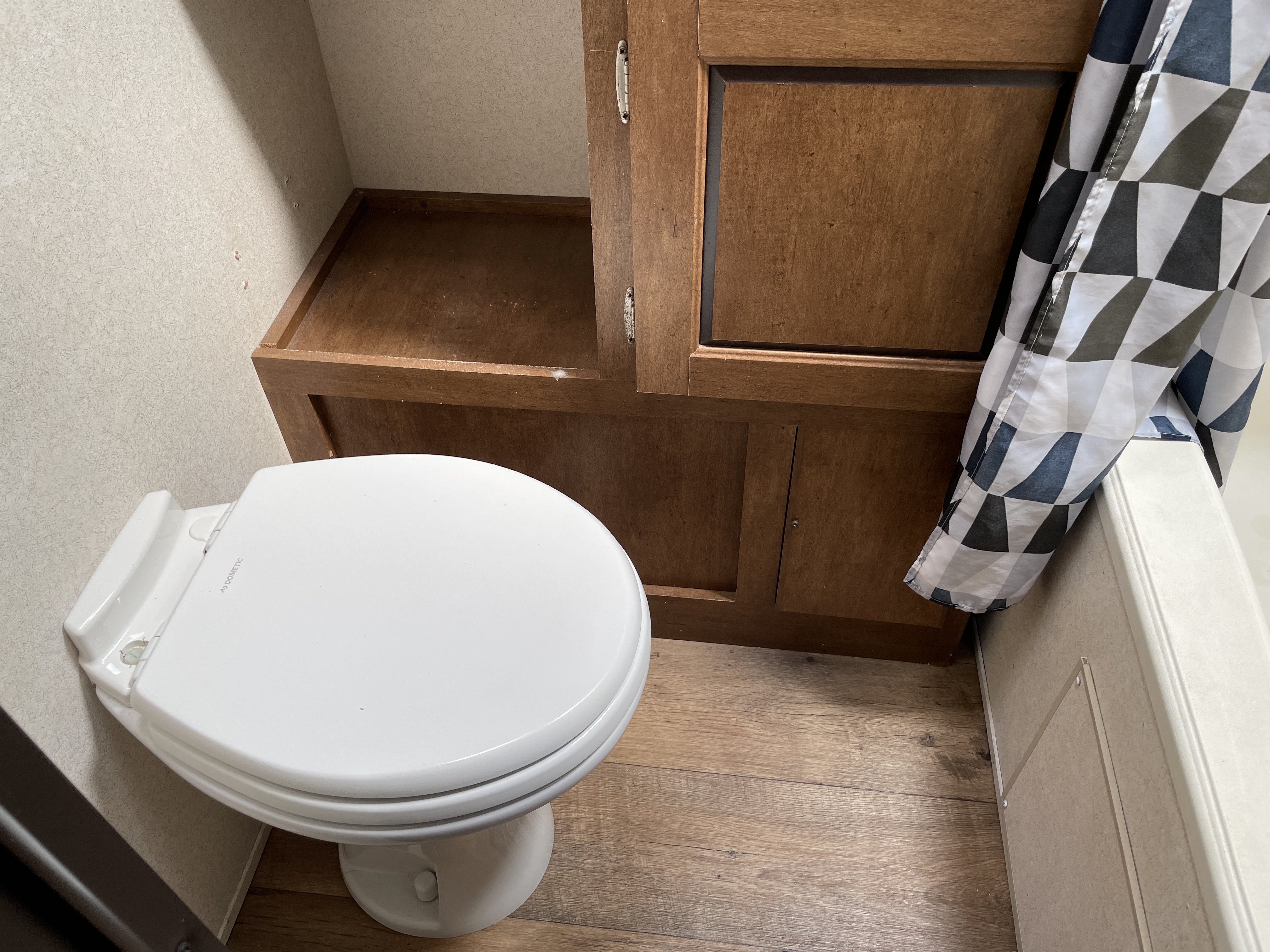 2017 Forest River Wildwood 28CKDS, $ 17,990