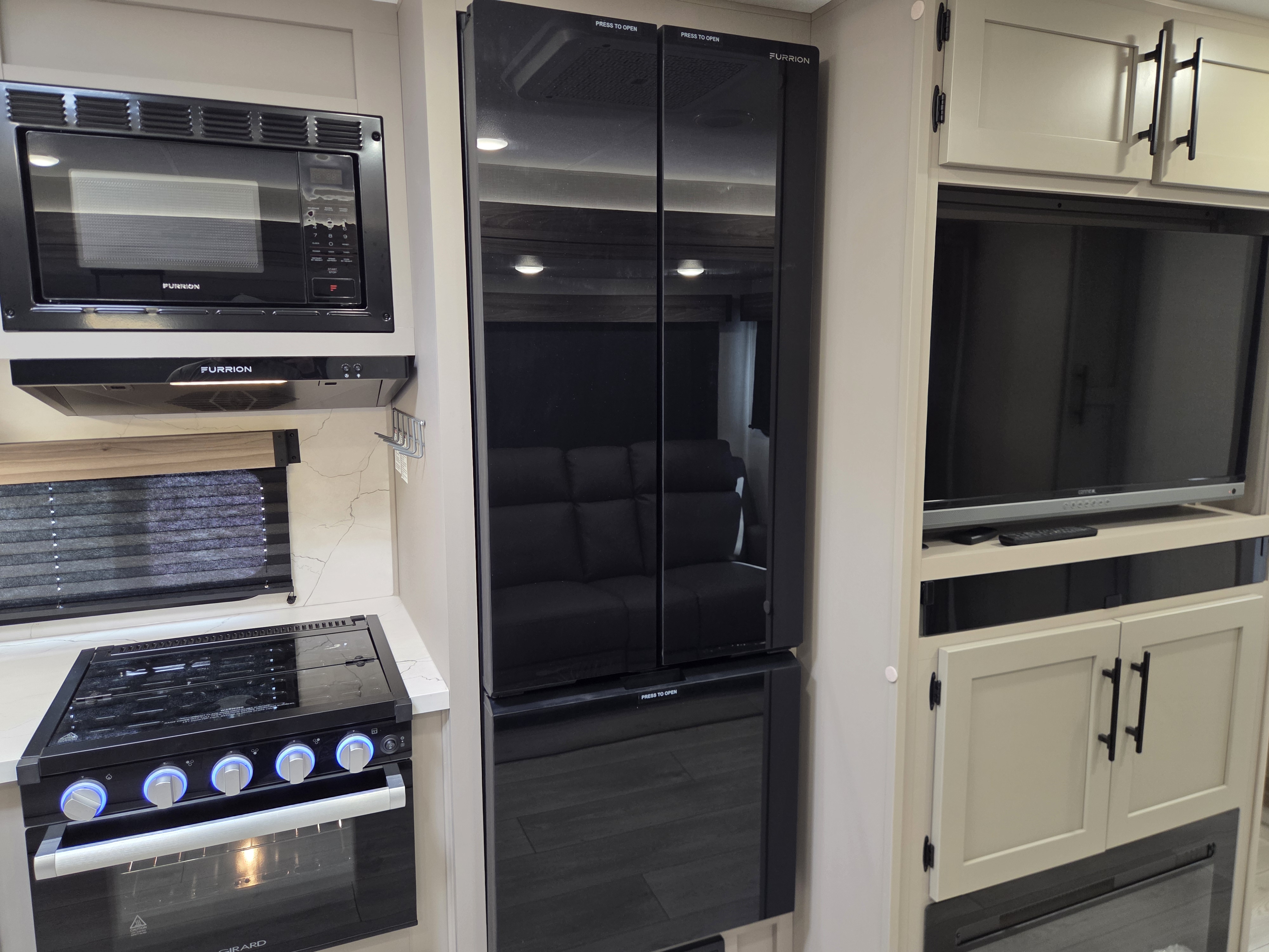 2025 KZ Connect C261RB, $ 30,490