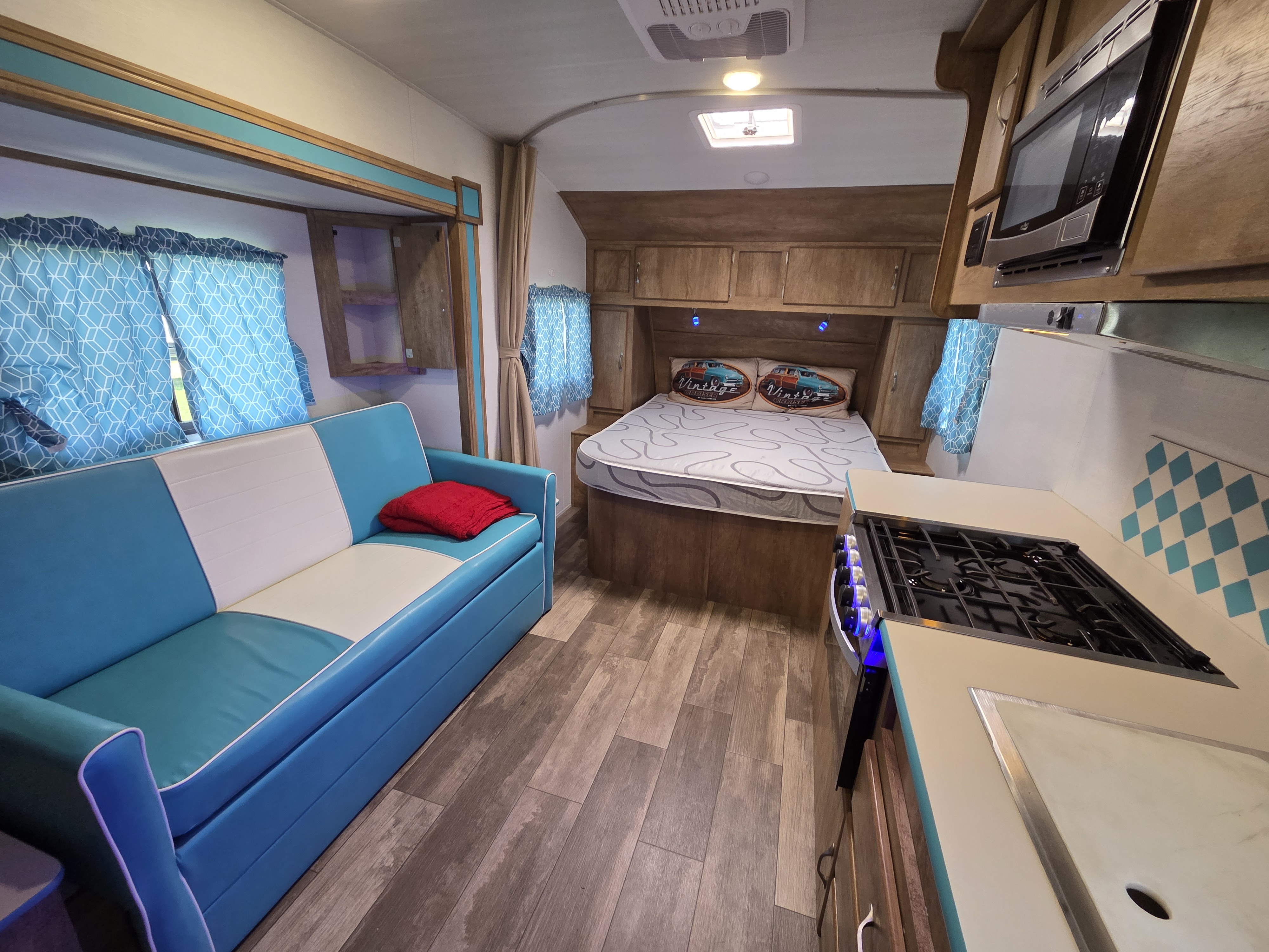 2024 Gulf Stream Vintage Cruiser 19CSK, $ 18,990