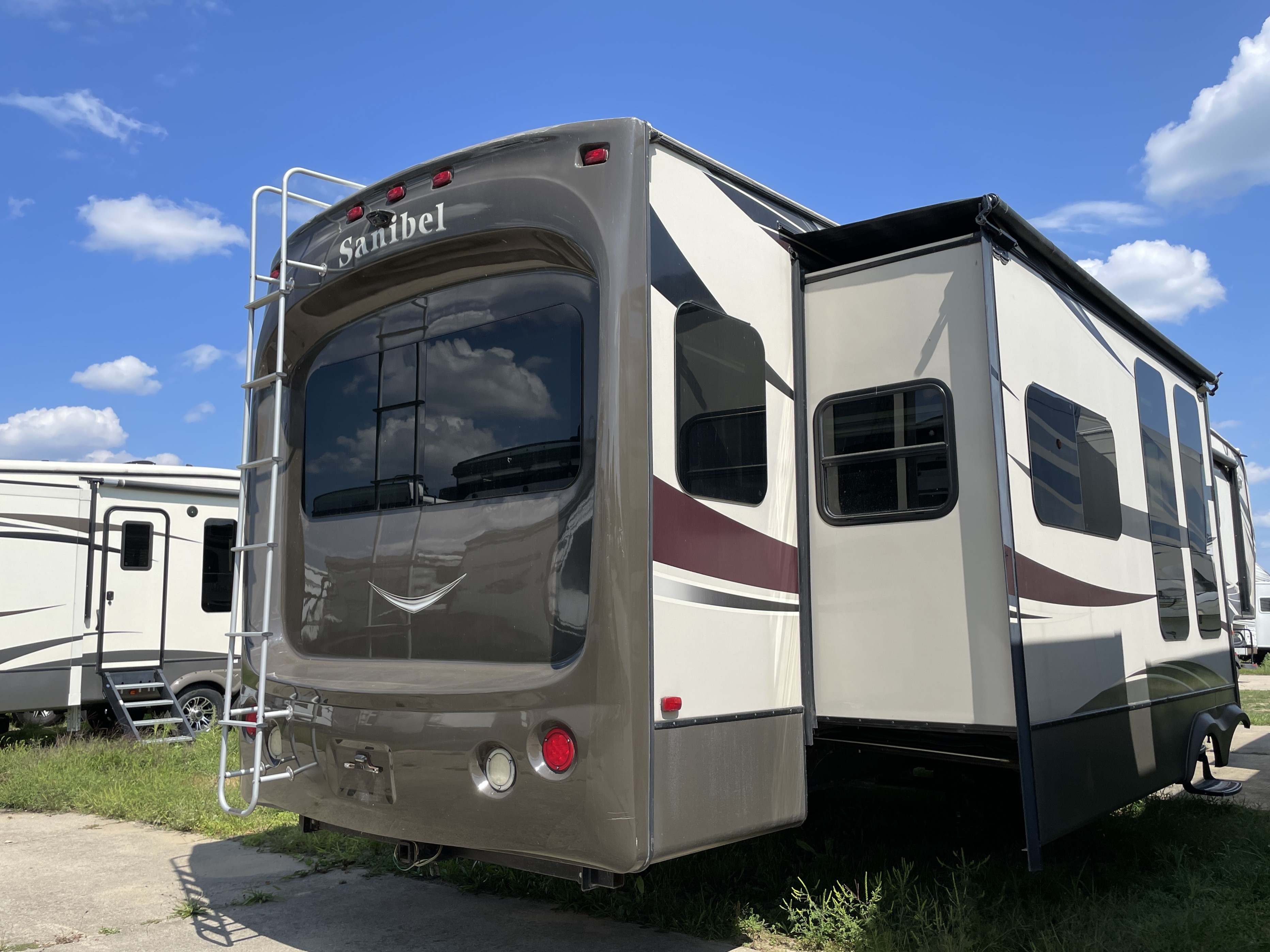 2016 Prime Time Manufacturing Sanibel 3601 Residen, $ 24,490