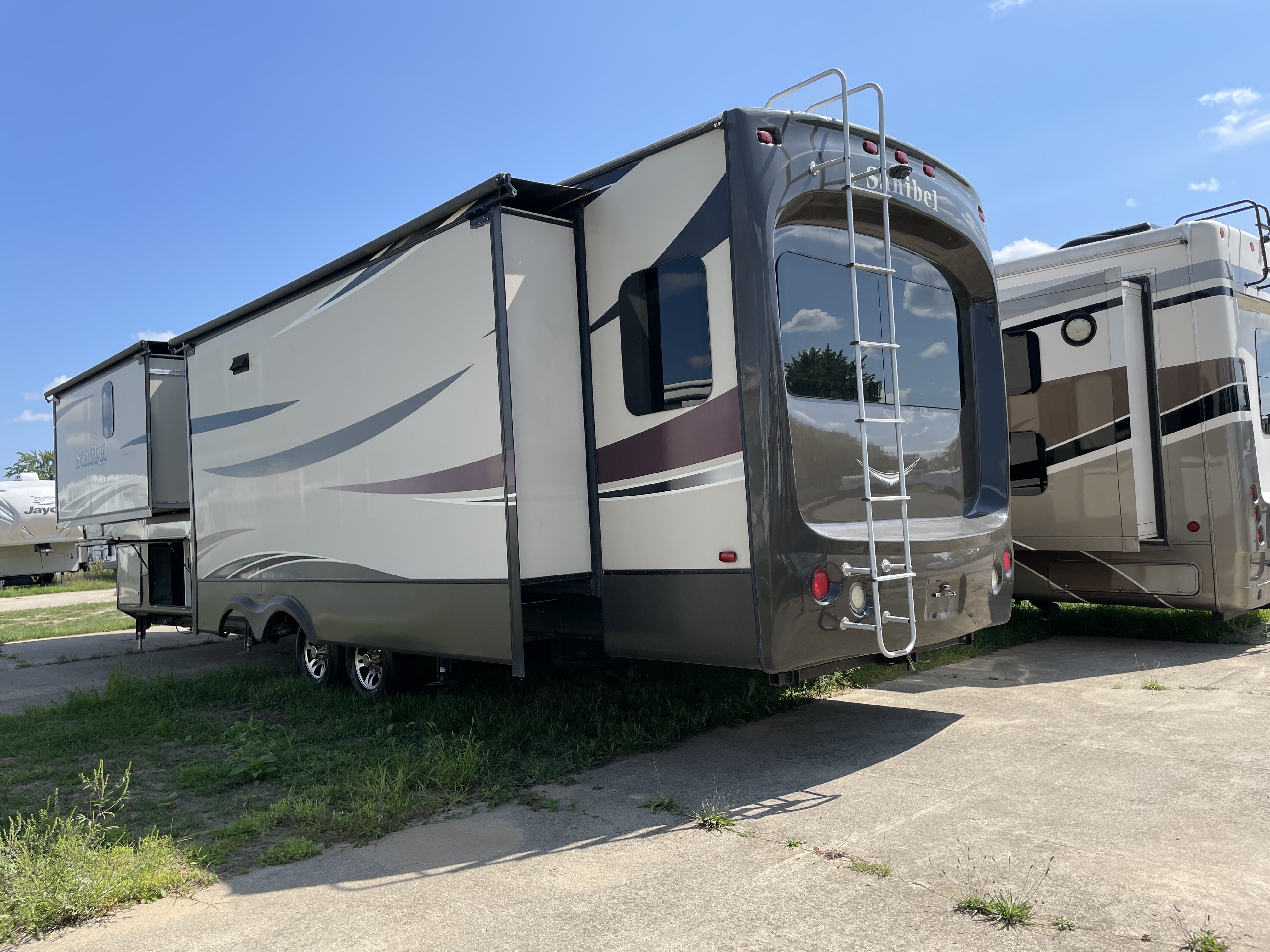 2016 Prime Time Manufacturing Sanibel 3601 Residen, $ 24,490
