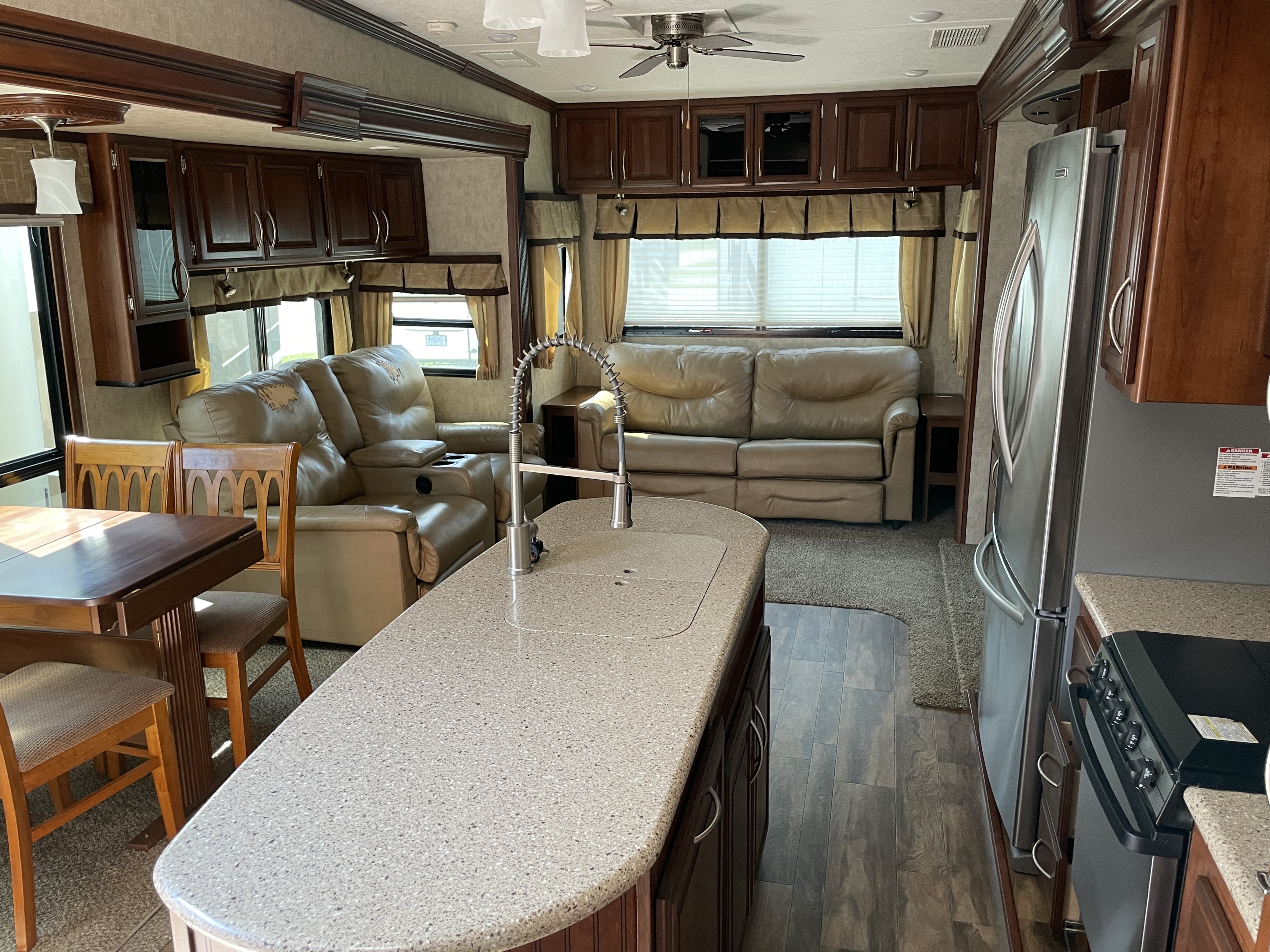 2016 Prime Time Manufacturing Sanibel 3601 Residen, $ 24,490