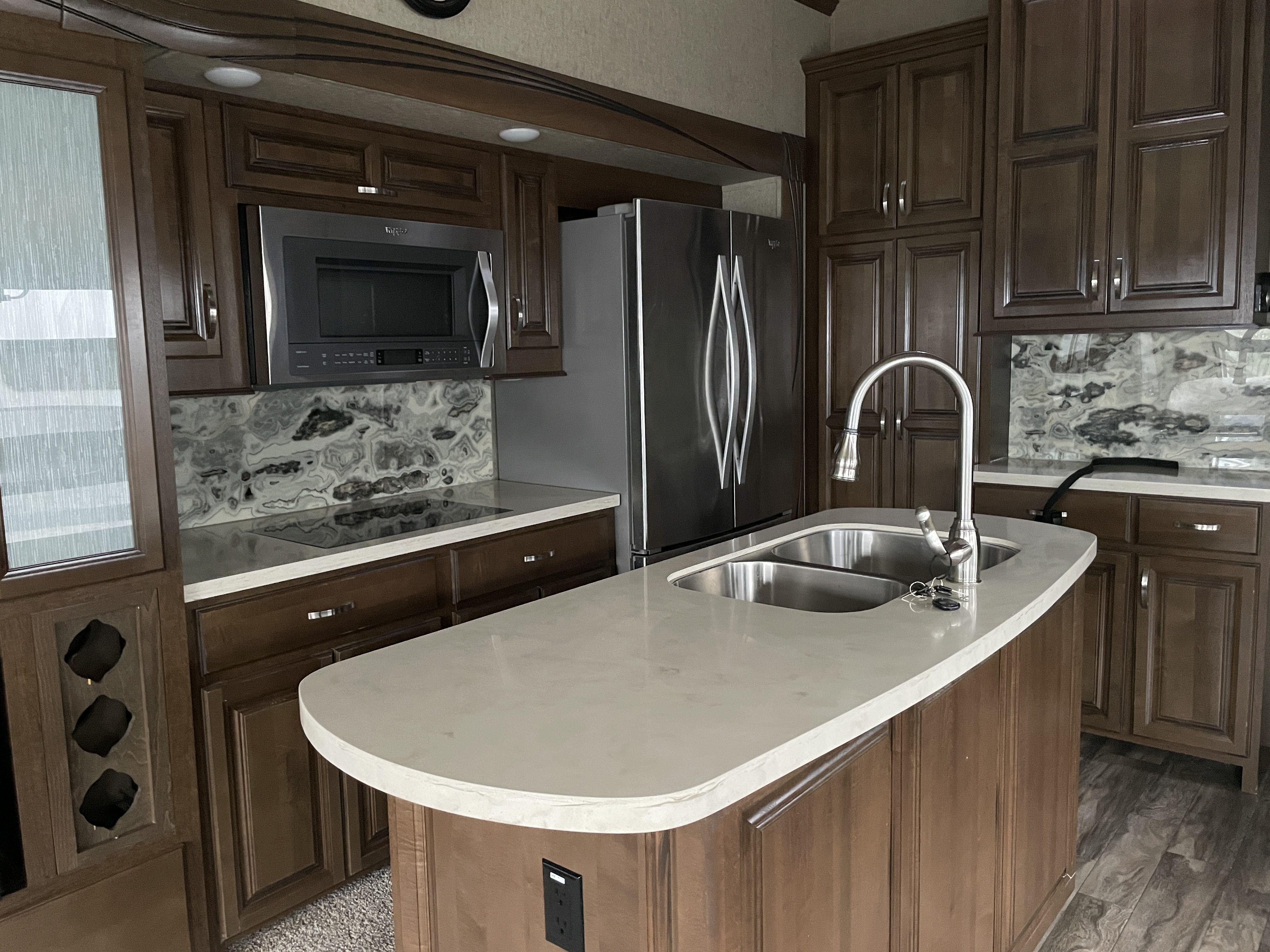 2018 Forest River Cedar Creek Champagne Edition 38, $ 41,490