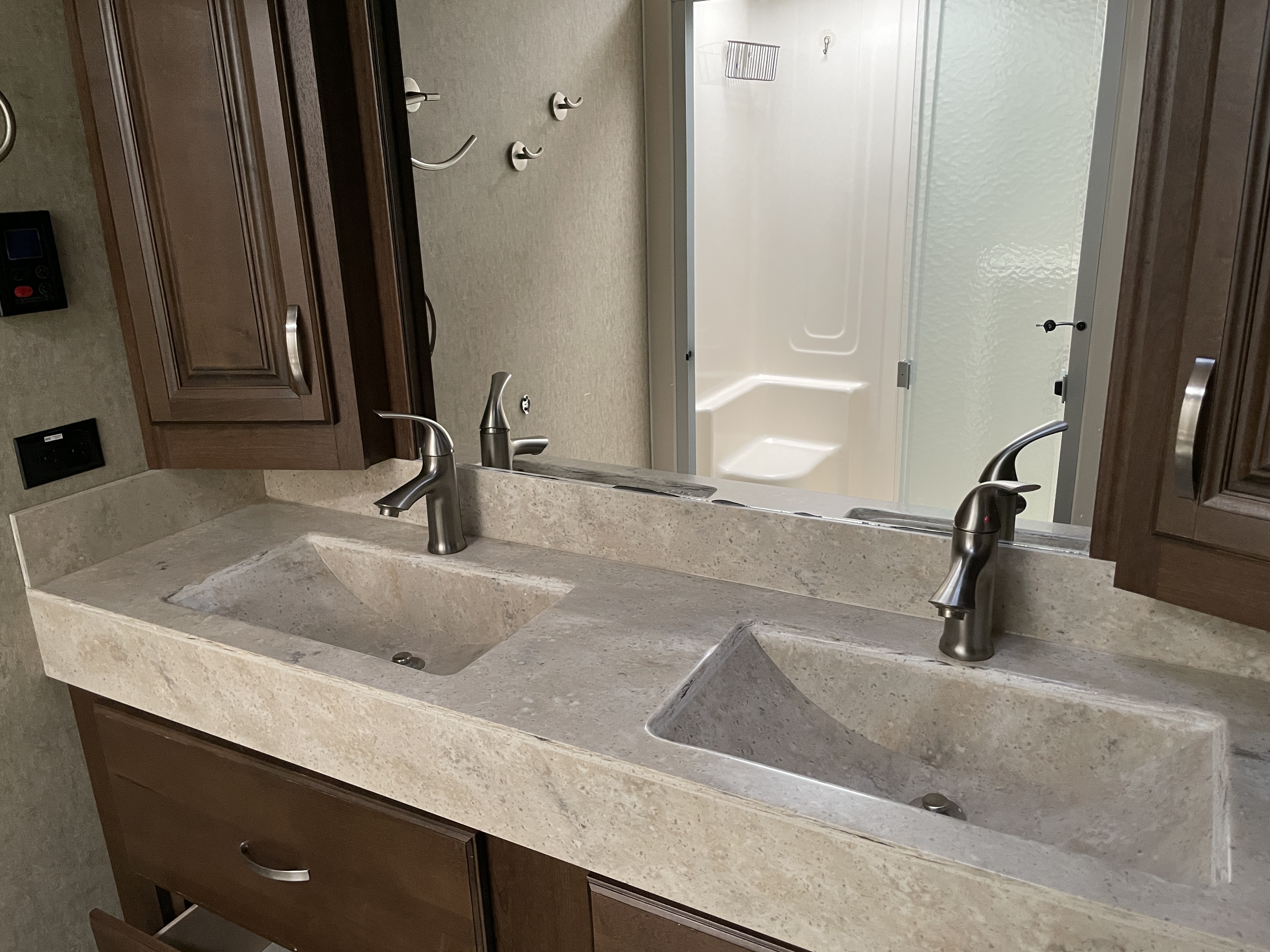 2018 Forest River Cedar Creek Champagne Edition 38, $ 41,490