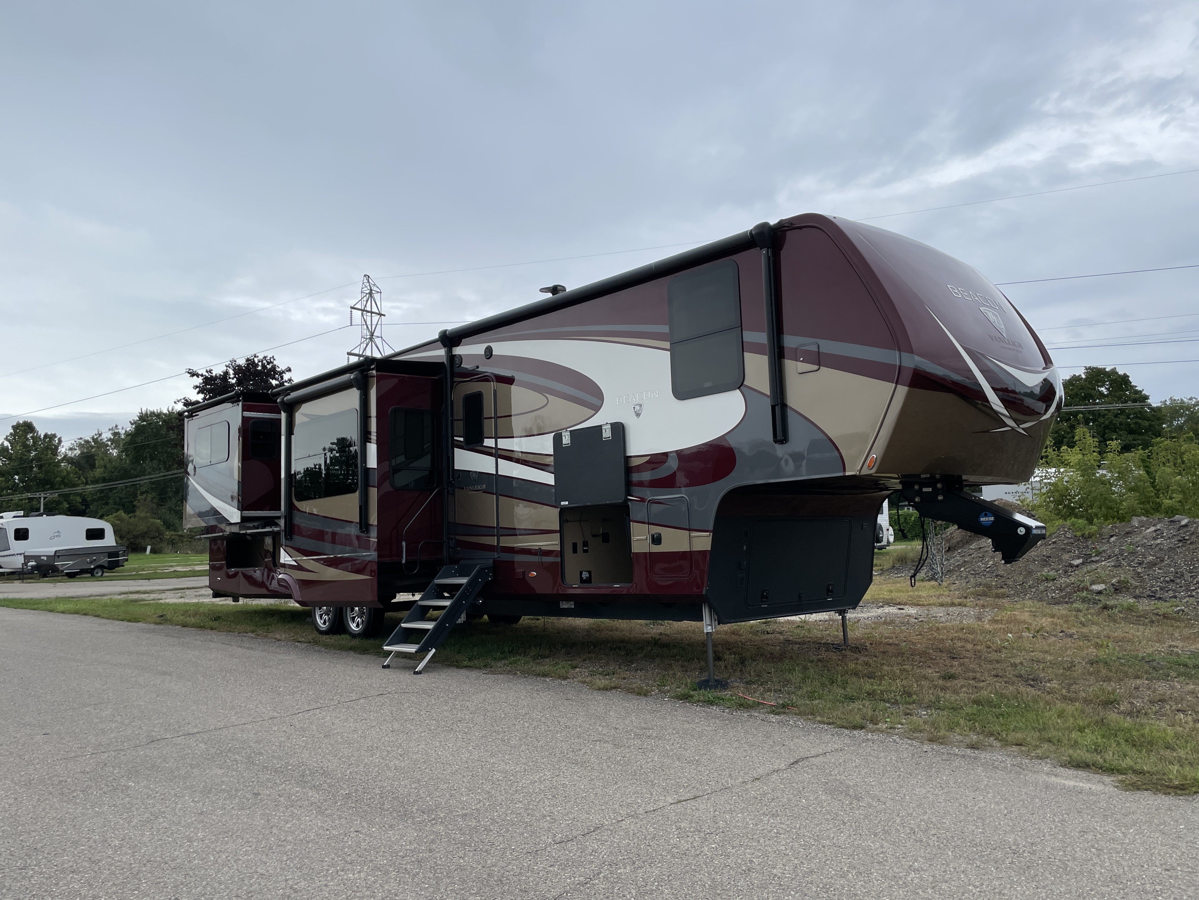 2020 Vanleigh RV Beacon 42RDB, $ 54,990