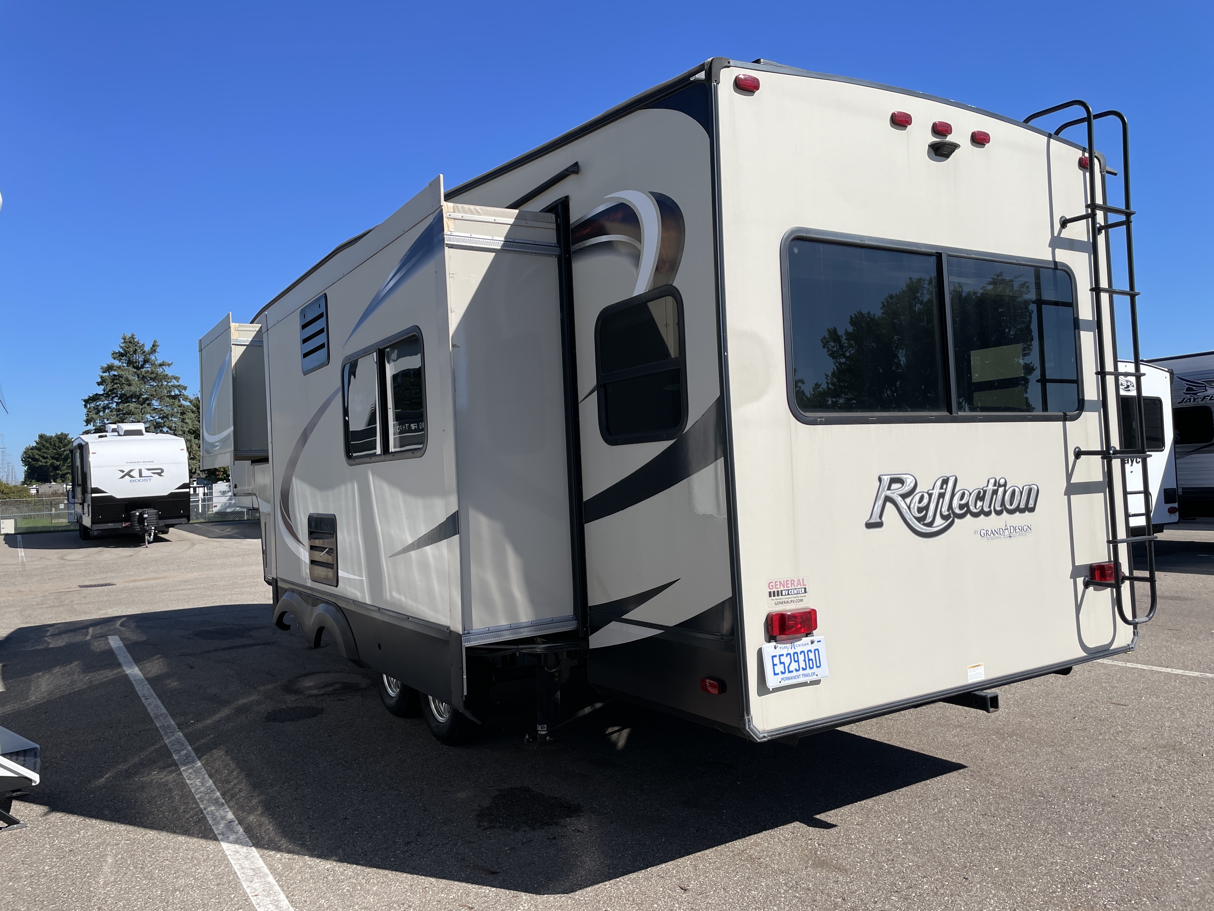 2017 Grand Design Reflection Super-Lite 27RL, $ 23,490