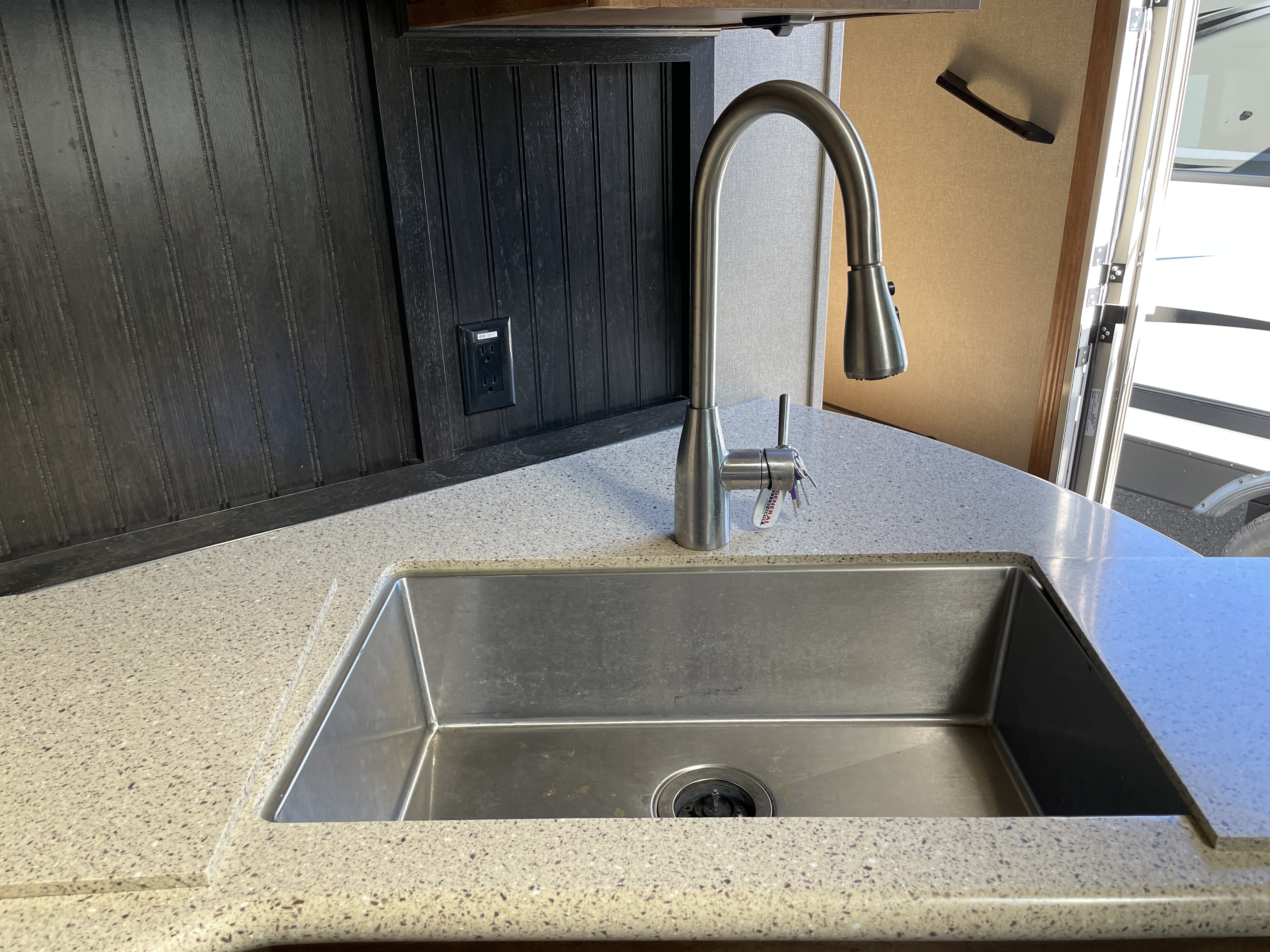 2017 Grand Design Reflection Super-Lite 27RL, $ 23,490