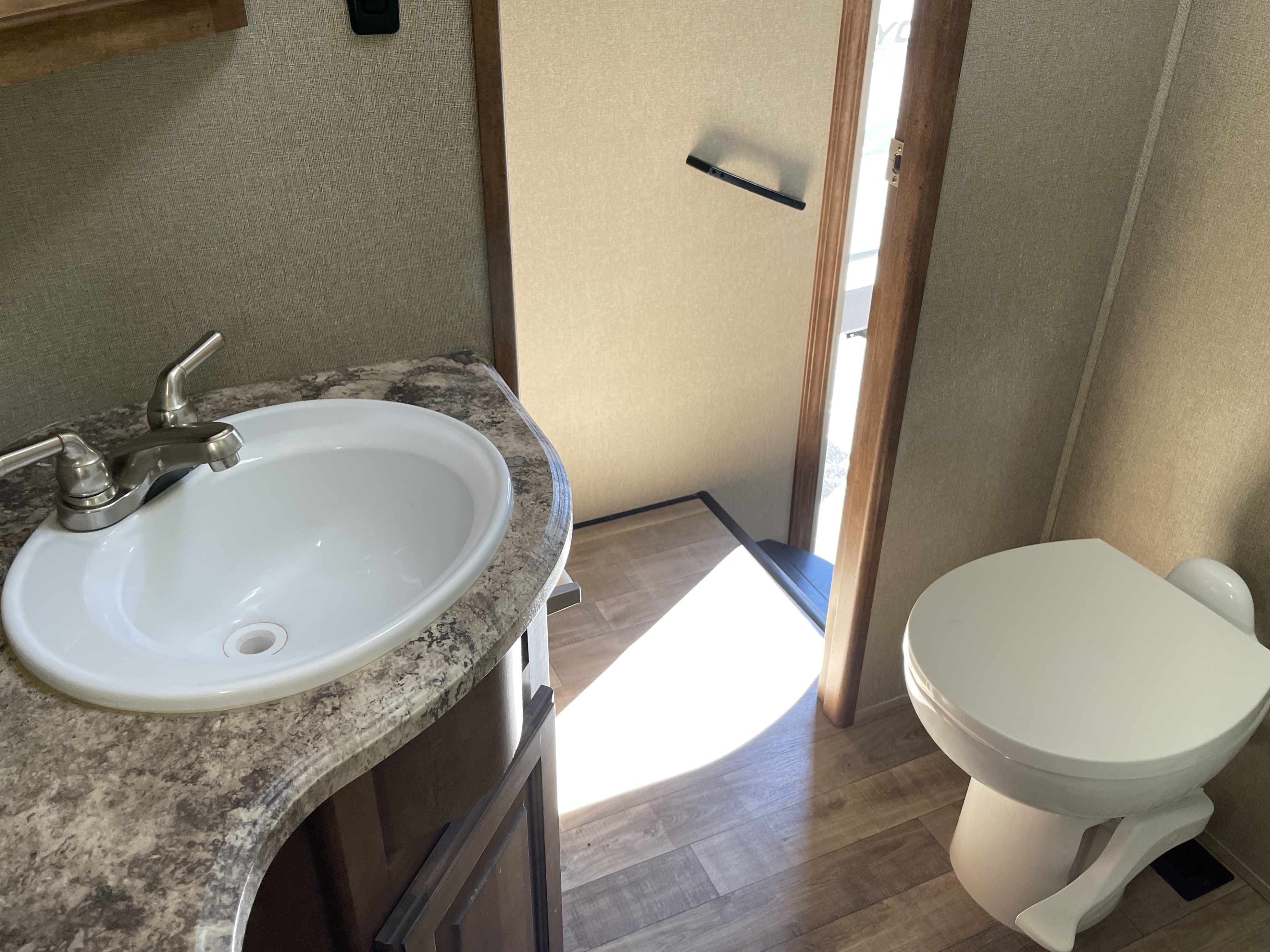 2017 Grand Design Reflection Super-Lite 27RL, $ 23,490