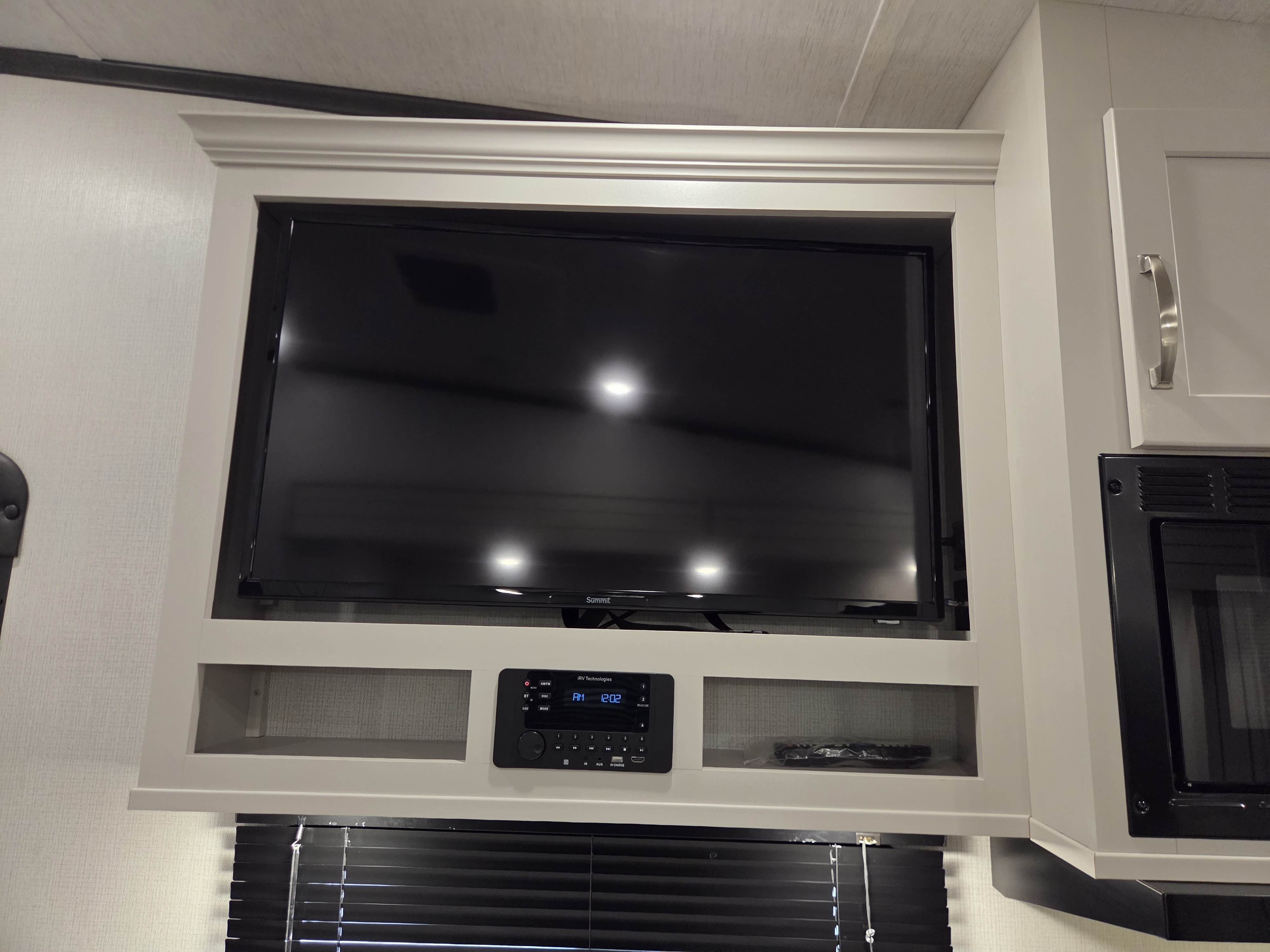 2024 Keystone Cougar Sport 2700BH, $ 31,490