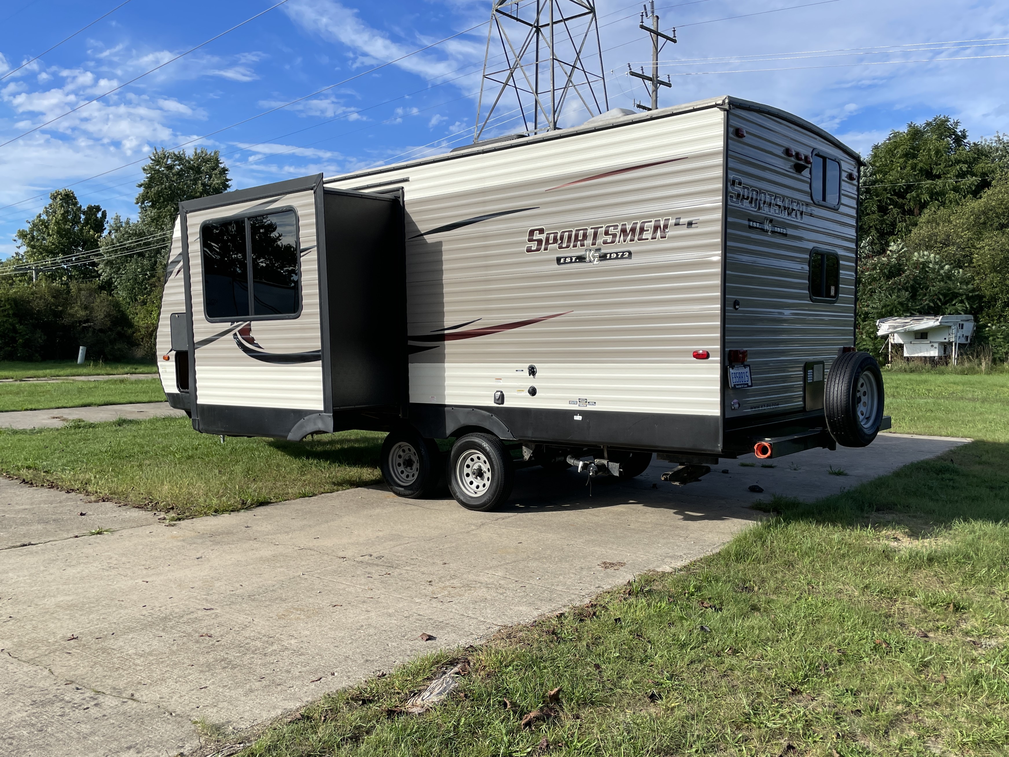 2019 KZ Sportsmen LE 231BHKLE, $ 7,995
