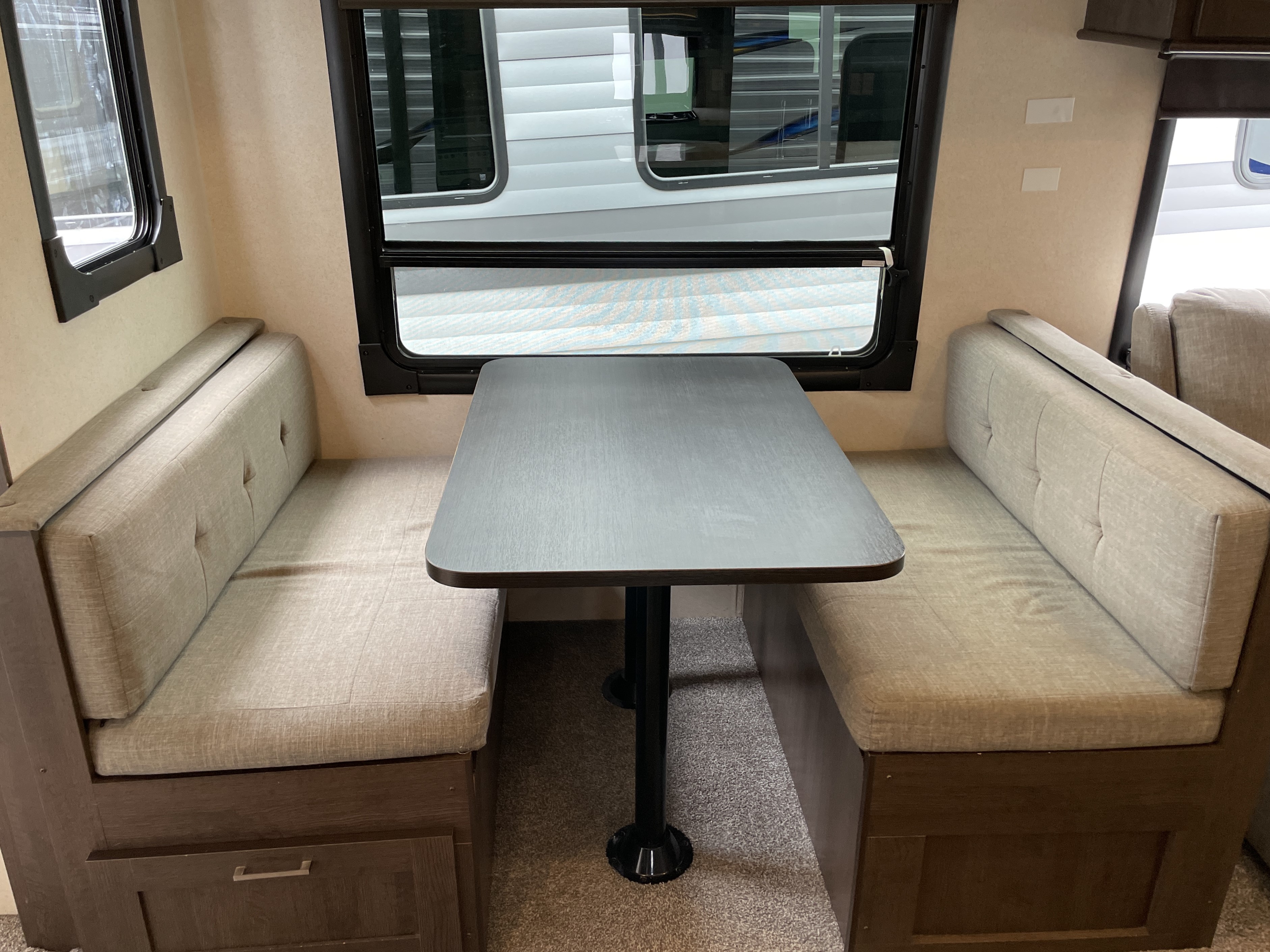 2019 Forest River Salem 32BHT, $ 20,990