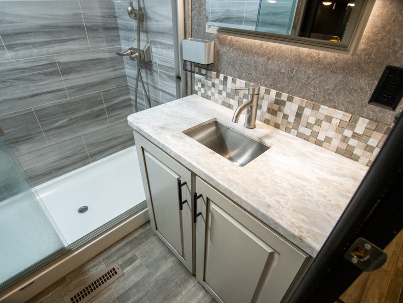 2020 Jayco Seismic 4013, $ 62,490