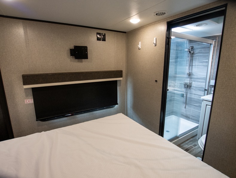 2020 Jayco Seismic 4013, $ 62,490