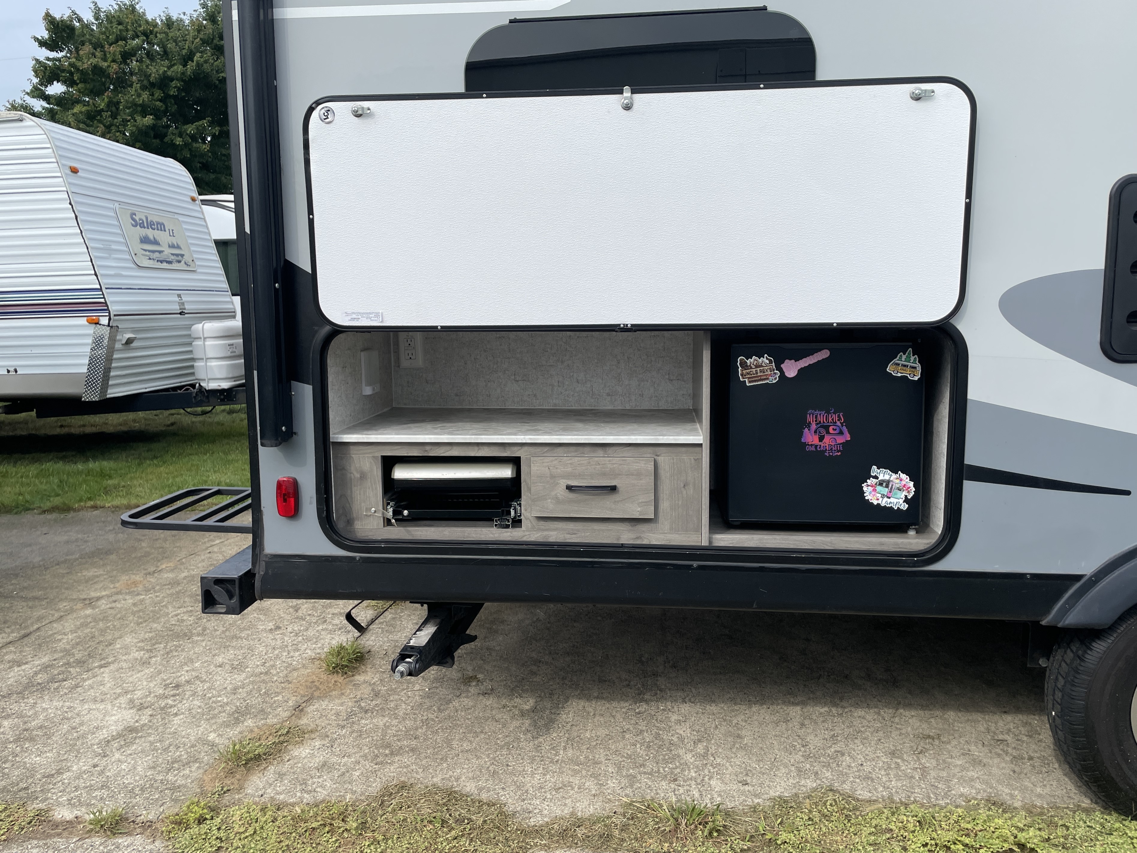 2020 Coachmen Apex Ultra Lite 245BHS, $ 15,990