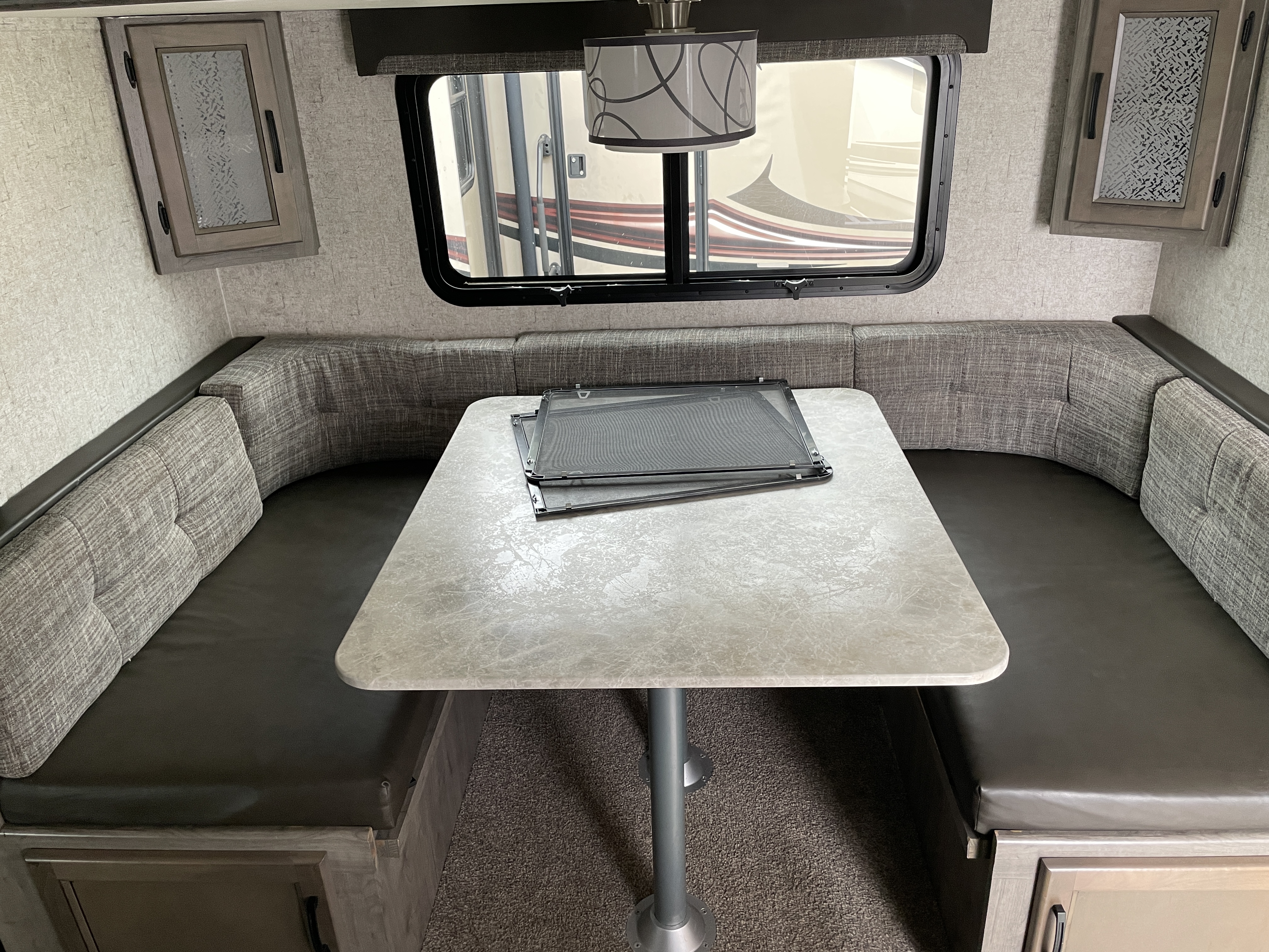 2020 Coachmen Apex Ultra Lite 245BHS, $ 15,990