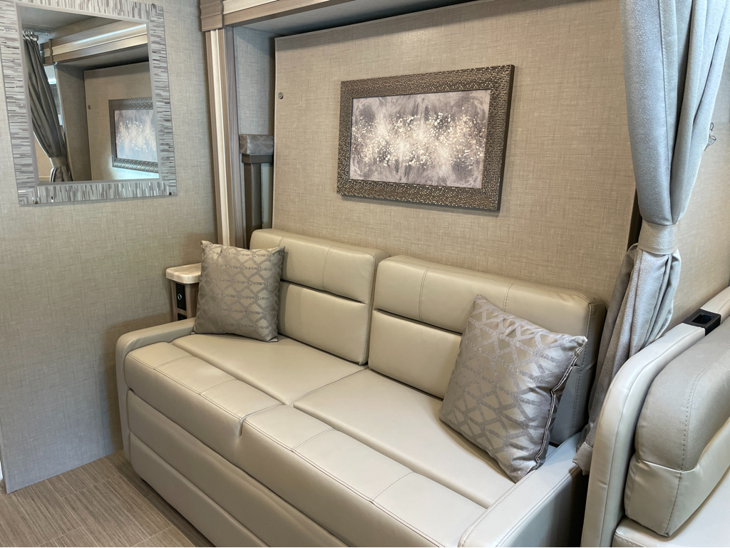 2023 Thor Motor Coach Delano® 24FB, $ 84,990