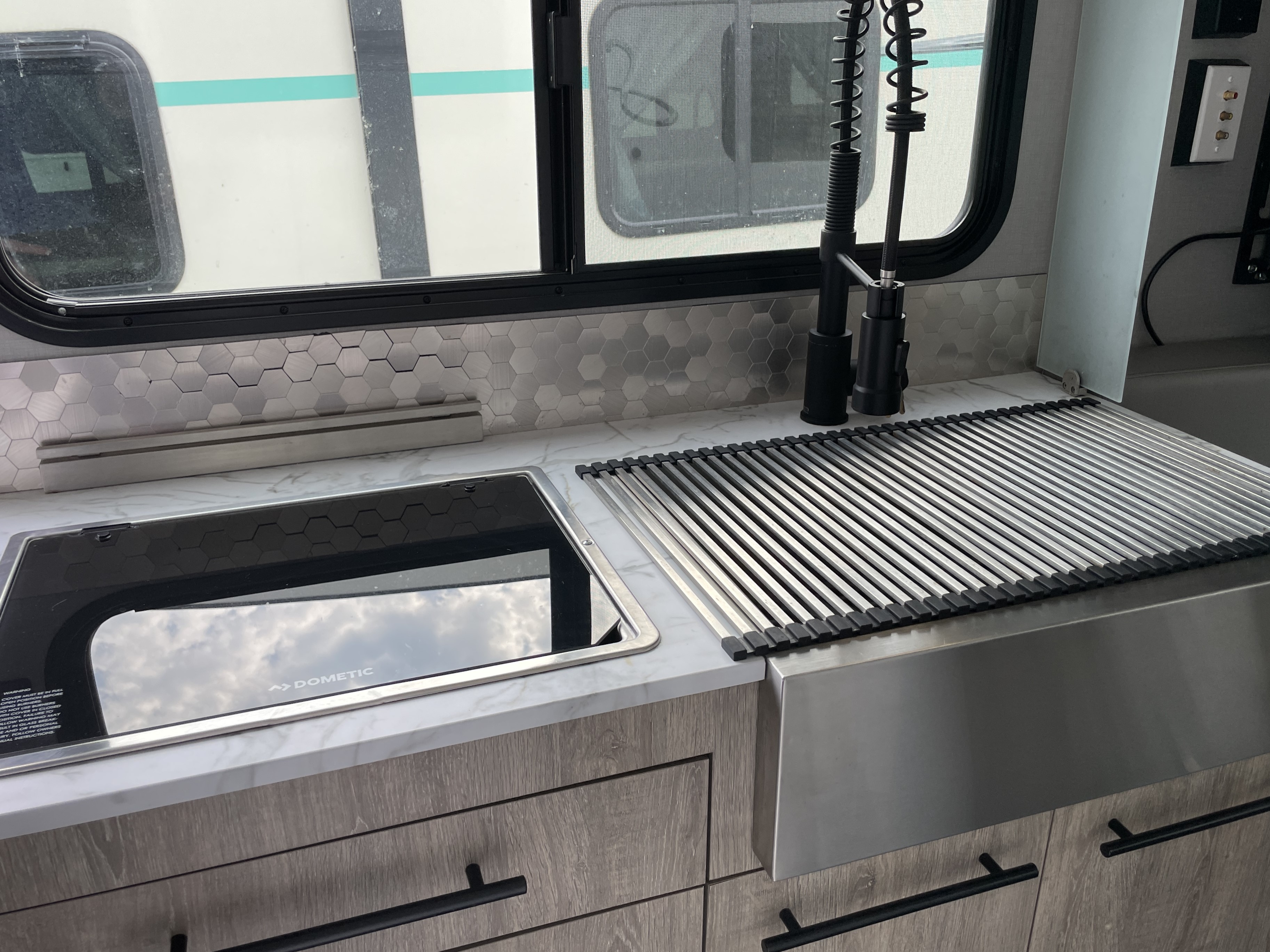 2024 inTech RV Sol Dusk Base, $ 36,490