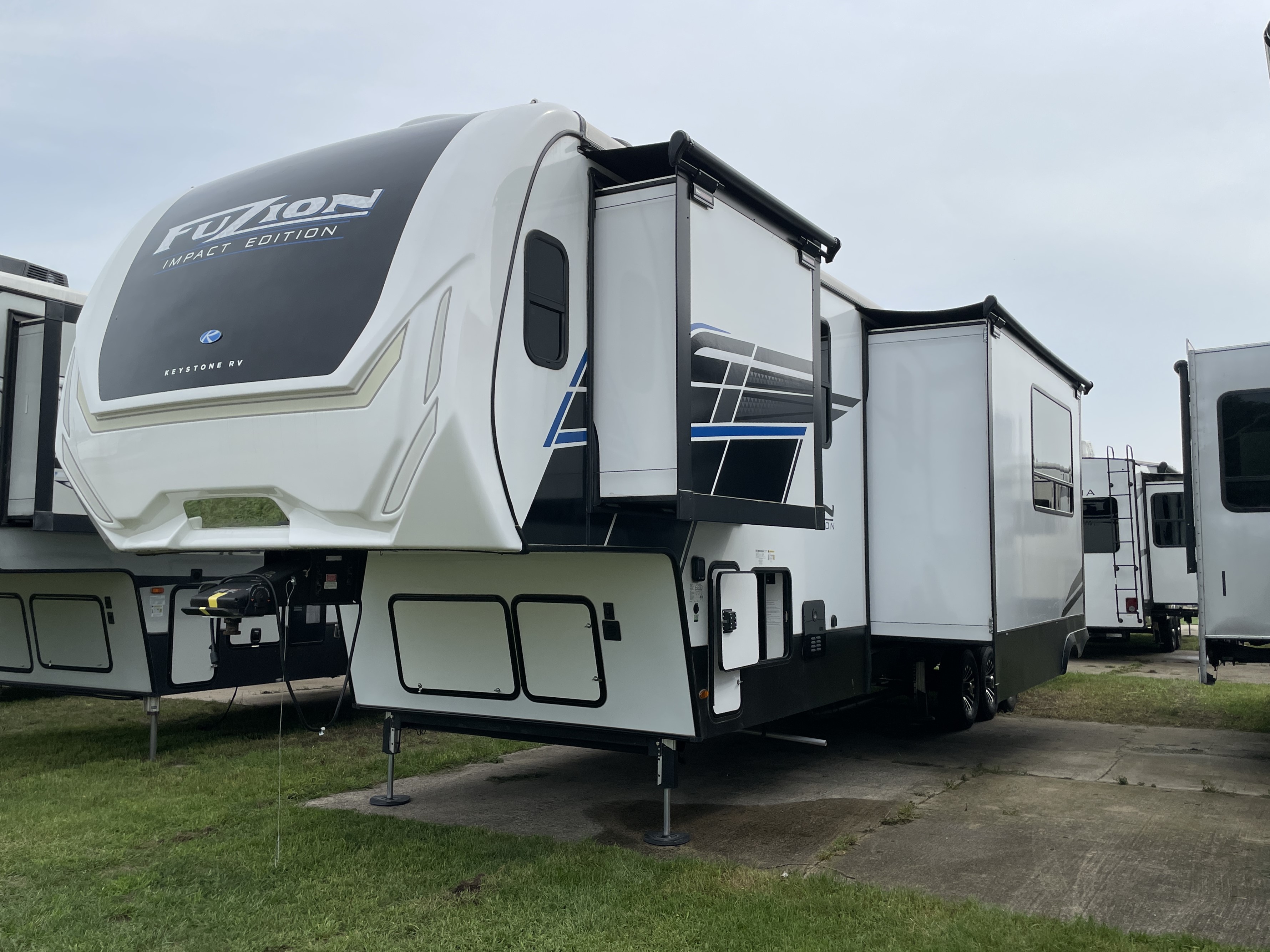 2025 Keystone Fuzion Impact Edition 415, $ 69,990