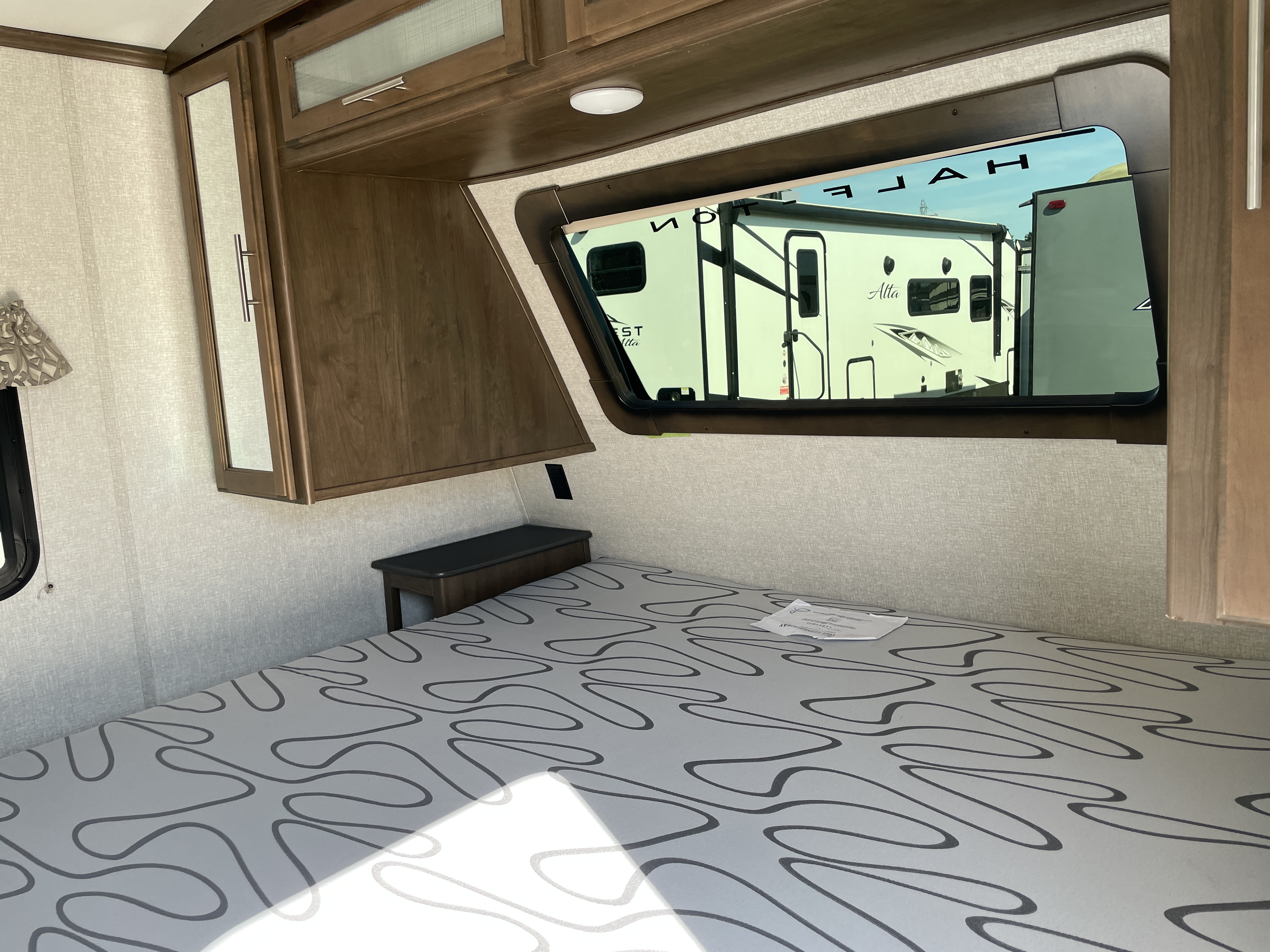 2019 Keystone Cougar Half-Ton (East) 27SAB, $ 22,490