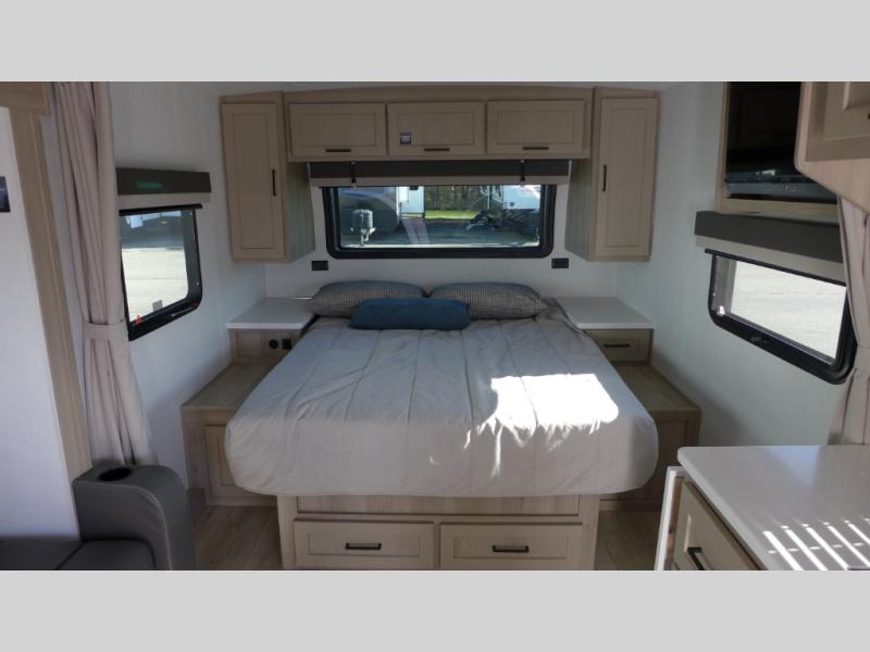 2026 Forest River Flagstaff Micro Lite 21FBRS, $ 38,708