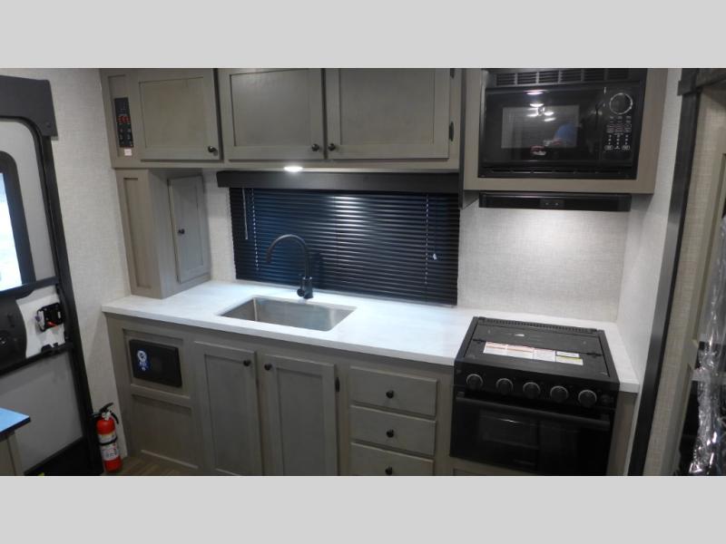 2024 Starcraft Super Lite 233ML, $ 47,843