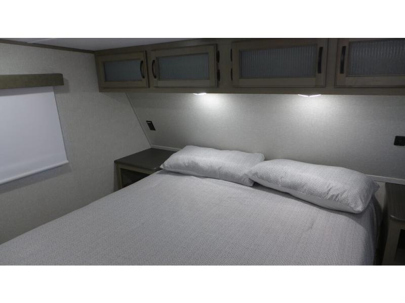2022 Coachmen Chaparral Lite 274BH, $ 44,995