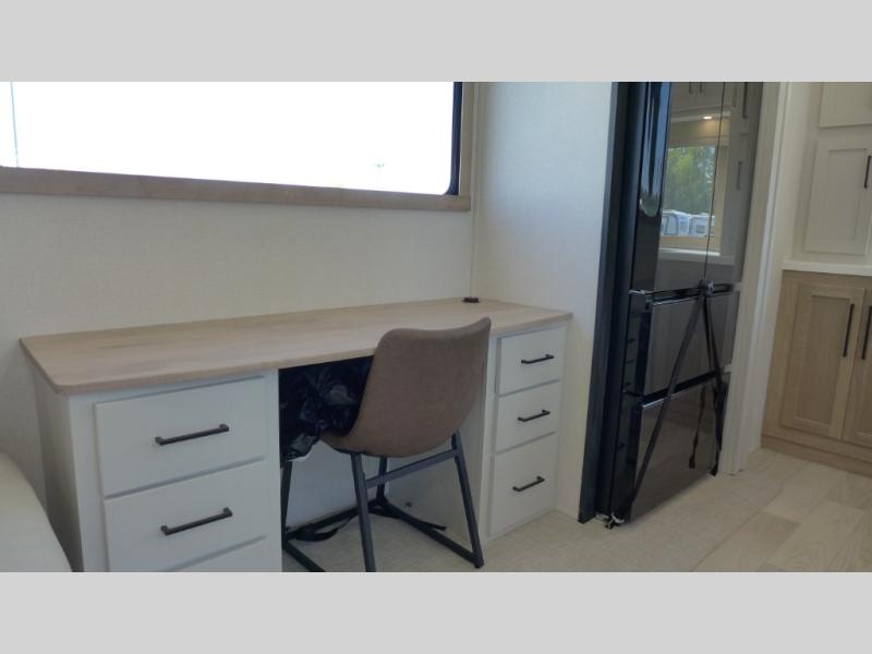 2026 Forest River Sandpiper 3800RK, $ 94,305