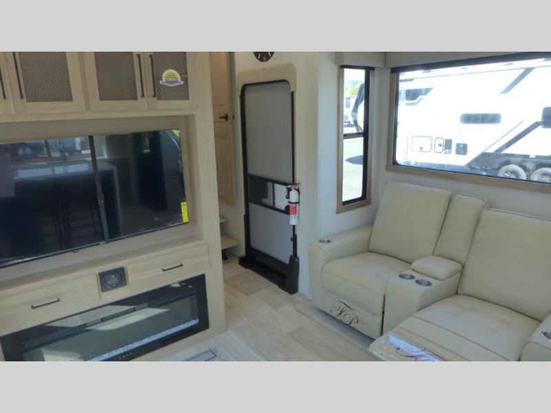 2026 Forest River Sandpiper 3800RK, $ 94,305