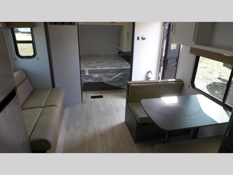 2025 Keystone Bullet Classic (East) 2240RK, $ 32,108