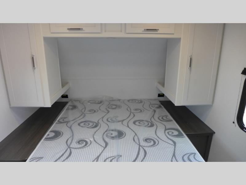 2025 Keystone Bullet Classic (East) 2240RK, $ 32,108