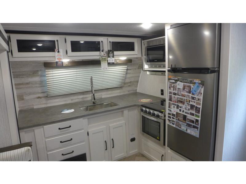2023 Palomino Puma 26FKDS, $ 27,999