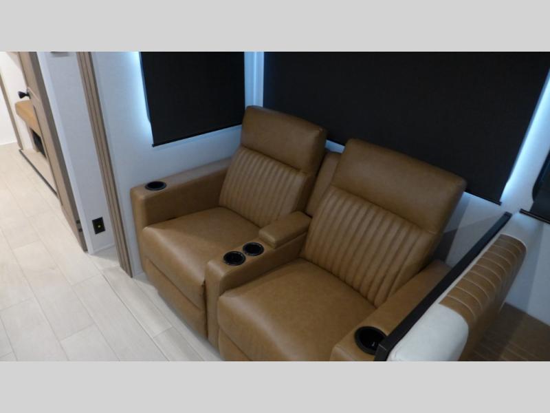 2026 CrossRoads Sunset Trail SS331BH, $ 73,236