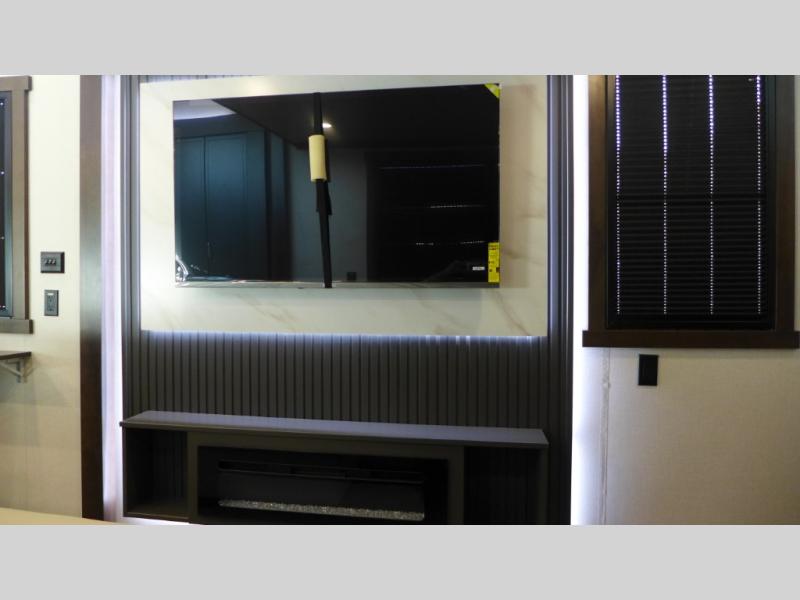 2025 Forest River Cedar Creek Cottage 41FWC, $ 114,823