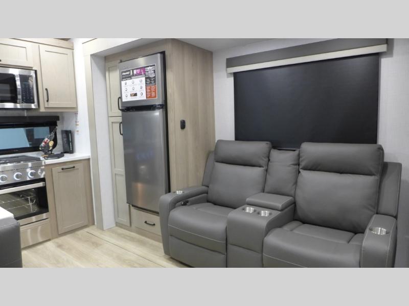 2025 Forest River Flagstaff Classic FW F282RK, $ 68,670