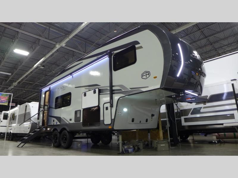 2025 Forest River Flagstaff Classic FW F282RK, $ 68,670
