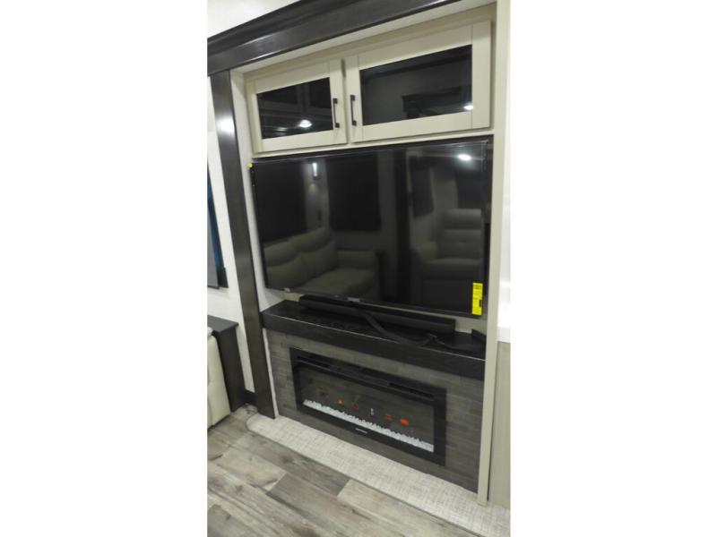 2022 Redwood Redwood RW3401RL, $ 87,995