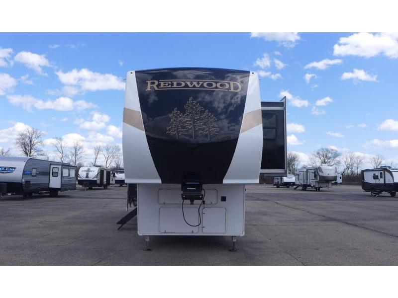 2022 Redwood Redwood RW3401RL, $ 87,995