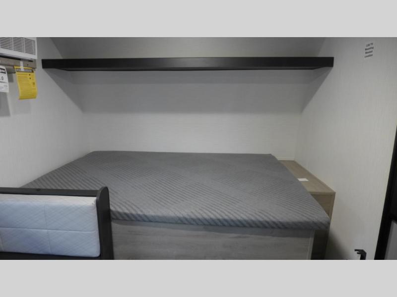 2025 Cruiser RV Avenir XLT 17BH, $ 11,999