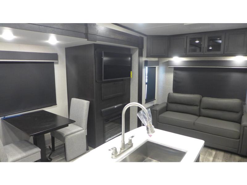 2022 Open Range Mesa Ridge XLT MF264RLS, $ 49,999