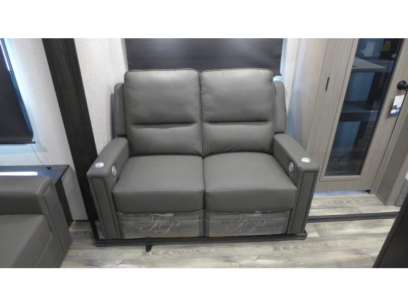 2022 Open Range Mesa Ridge XLT MF264RLS, $ 49,999
