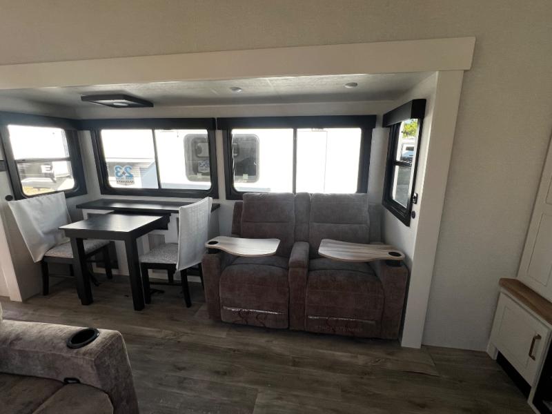 2026 Jayco Eagle 335LSTS, $ 104,530