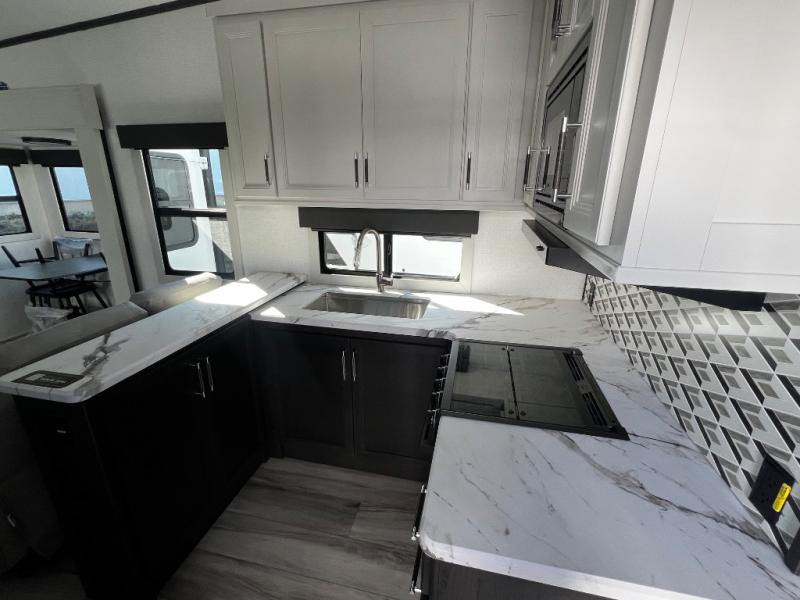 2026 Keystone Arcadia Super Lite 294SLRD, $ 55,999