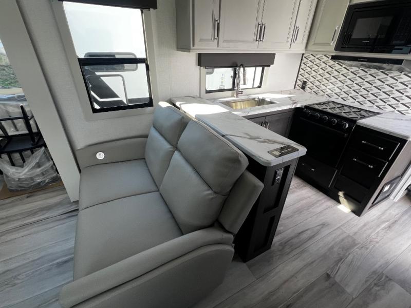 2026 Keystone Arcadia Super Lite 294SLRD, $ 55,999
