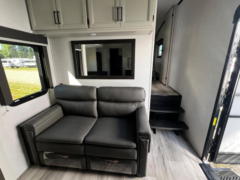 2026 Keystone Arcadia Select 27SBH, $ 36,999