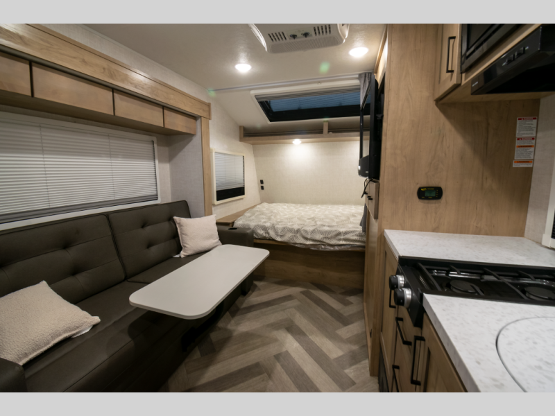 2022 Ember Overland Series 171FB, $ 57,224