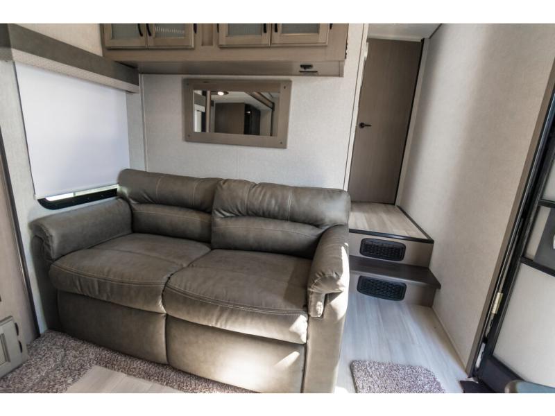 2022 Coachmen Chaparral Lite 274BH, $ 39,999