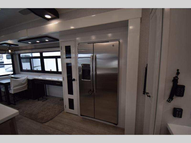 2026 Jayco Pinnacle 38FBRK, $ 158,297